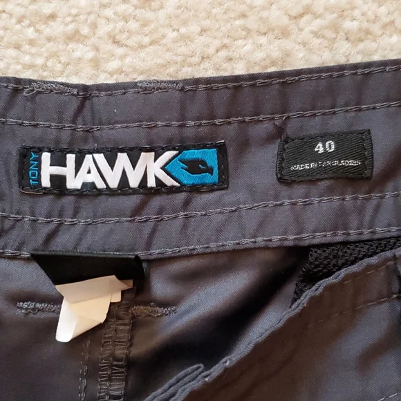 Men's Tony Hawk Shorts Size 40 - Picture 2 of 4